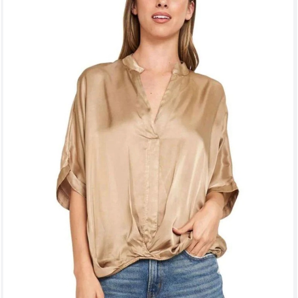 Sofia Collection Jane‎ Champagne Top